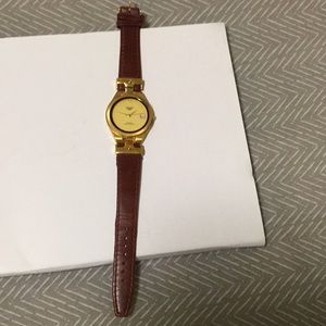 Tunlees Gold classic watch